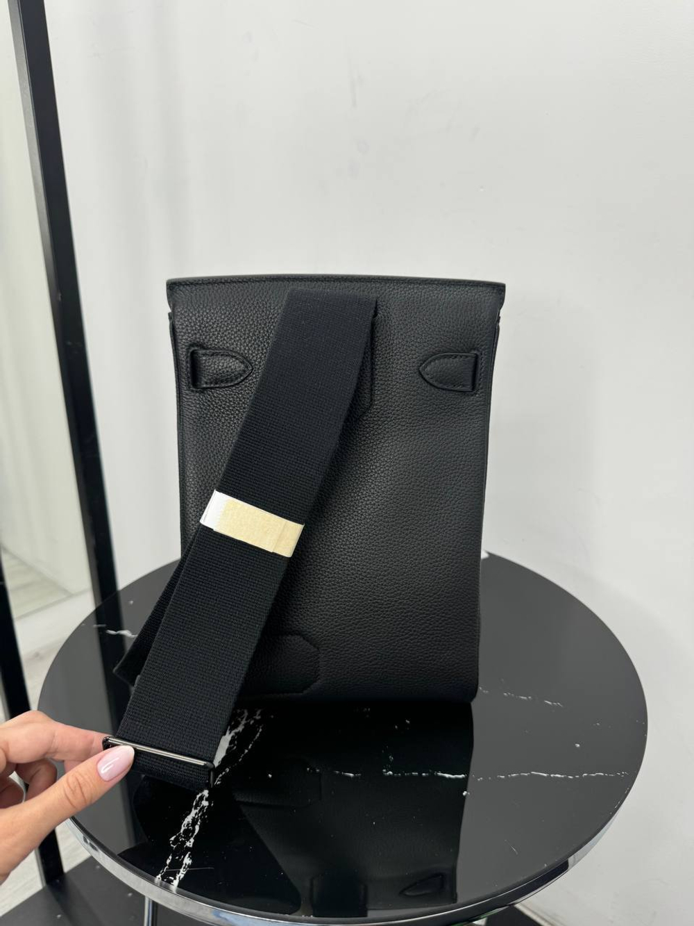 Сумка-слинг Hermes
