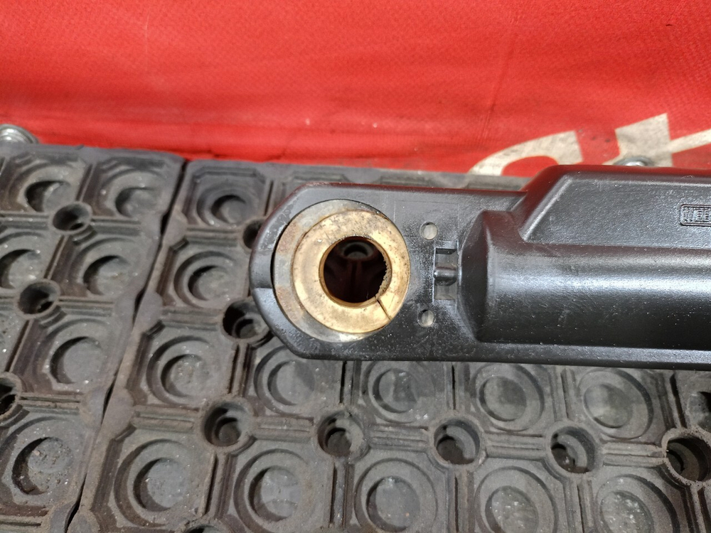 Цилиндр подъёма кабины