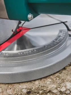 Торцовочная пила 1900Вт, 5000 об/мин, чистый рез, Gardenlux