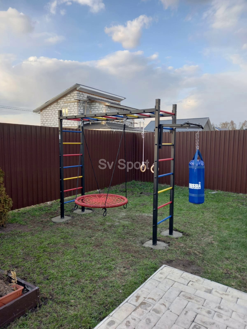 Монтаж уличной шведской стенки Sv Sport Рукоход (4 вертикальных столба)