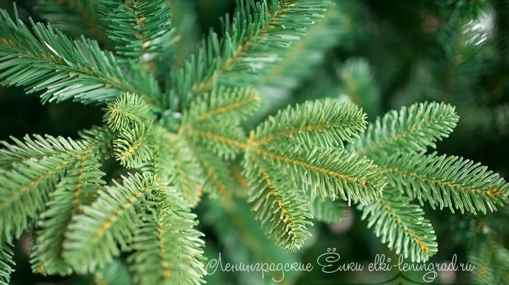 Искусственная ель «Барокко» (Литая+пвх) 3 м