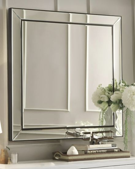 Настенное зеркало в раме “Бринкли”