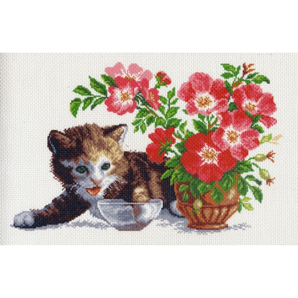 "Котенок с цветами"-0504 канва с рисунком