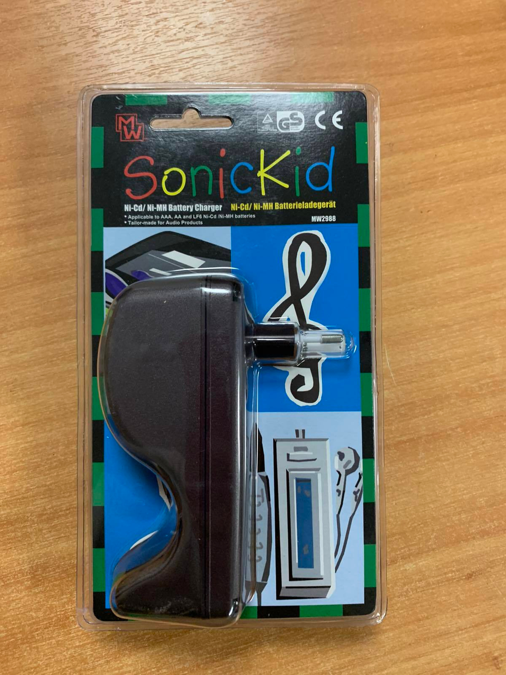 Зарядное устройство  MW 2988GS