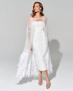 Кейп с вышивкой ручной работы и премиальными перьями страуса