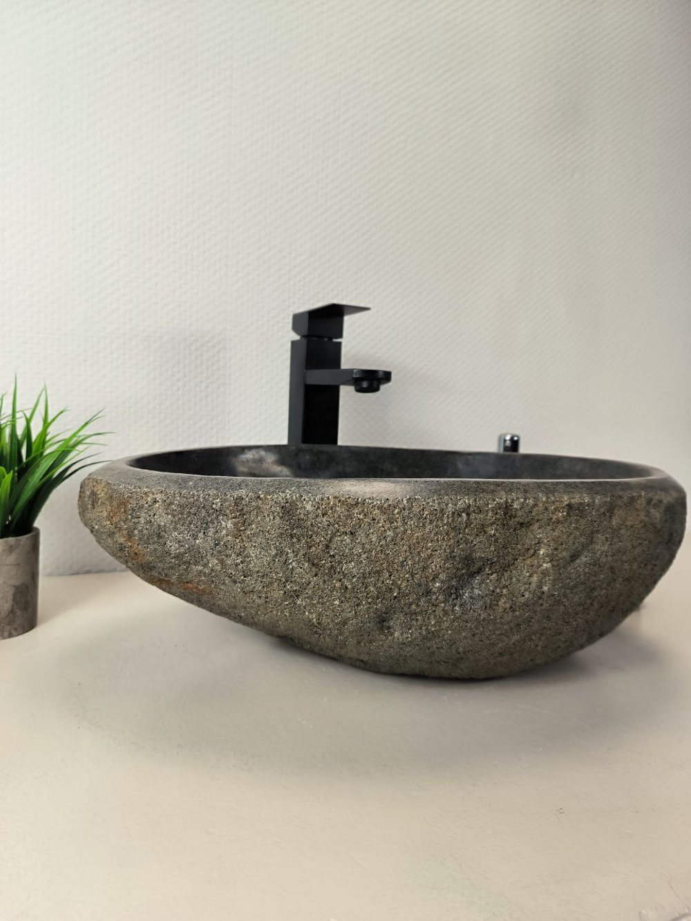 Раковина из речного камня RS-66004 46х35х15 из натурального камня