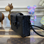 Louis Vuitton Petite Malle