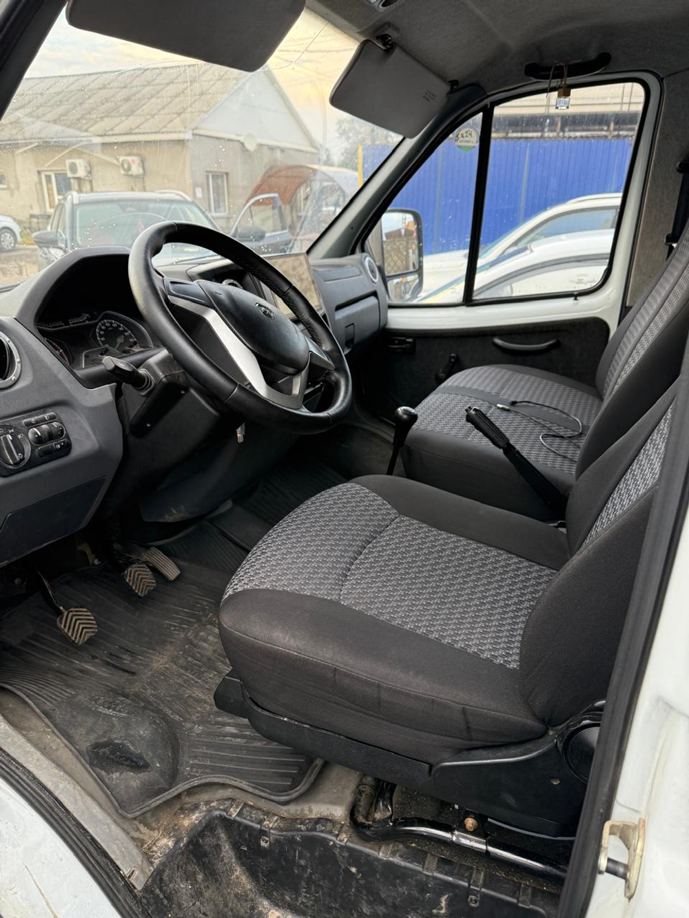 GAZ GAZELLE BUSINESS Бортовой (Евроборт) 3009D9 Новый завод (Евроборт, Бензин/Газ, 2,7 л, 107 л.с.)