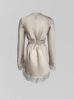 Платье Agdali Brand 1836 короткое атласное со шнуровкой на спине