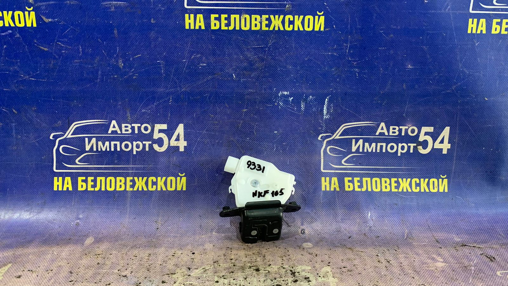 Замок багажника TOYOTA FIELDER 2012-2019