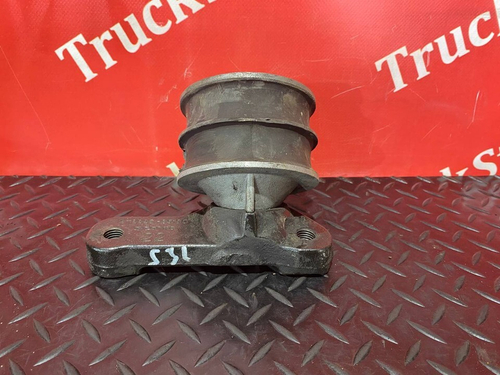 Подушка двигателя передняя левая