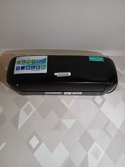 Бытовая сплит-система Hisense BLACK CRYSTAL Classic A AS-13HW4SVDTG5В (комплект)
