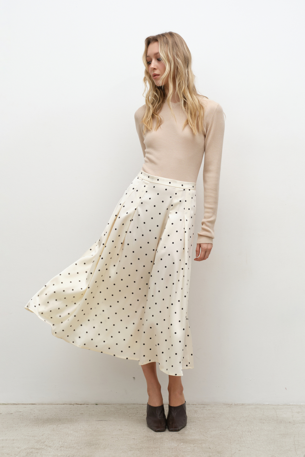 Юбка расклешенная в горох