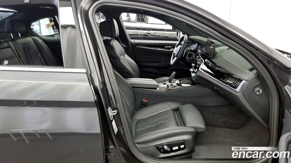 BMW 5 Series (G30) 530i M Sports (05.2022)