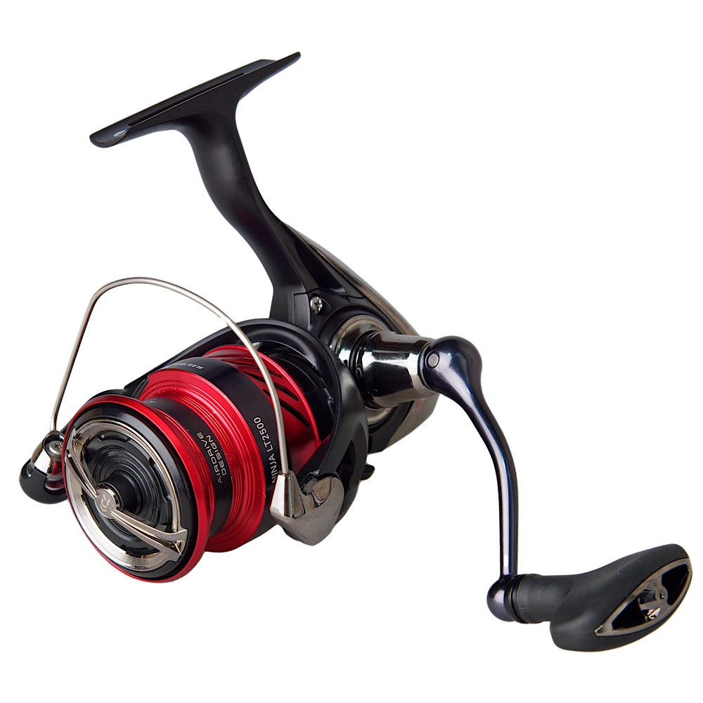 Катушка Daiwa 23 Ninja LT2500 bb3+1 (5.3:1) max.10кг 230г 75см/об Nylon 0.16/0.23мм-230/100м Braid 0.06/0.13мм-290/190м