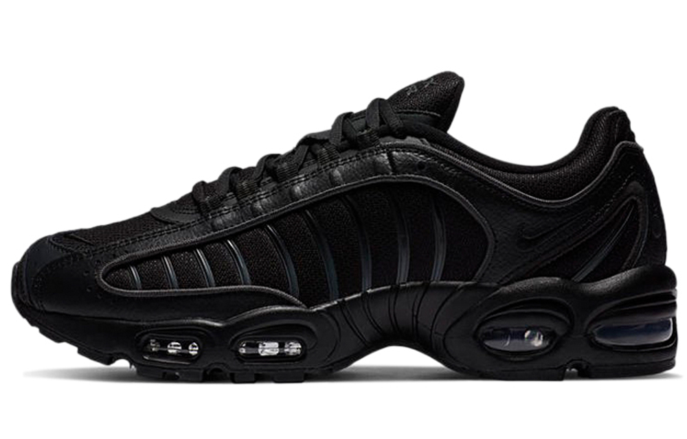 Кроссовки Nike Air Max Tailwind 4