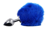 Серебристая анальная пробка с пушистым синим хвостиком (Цвет: синий)