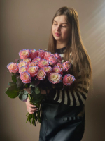 Розы Эквадор Premium 60 см (Радуга&Микс)