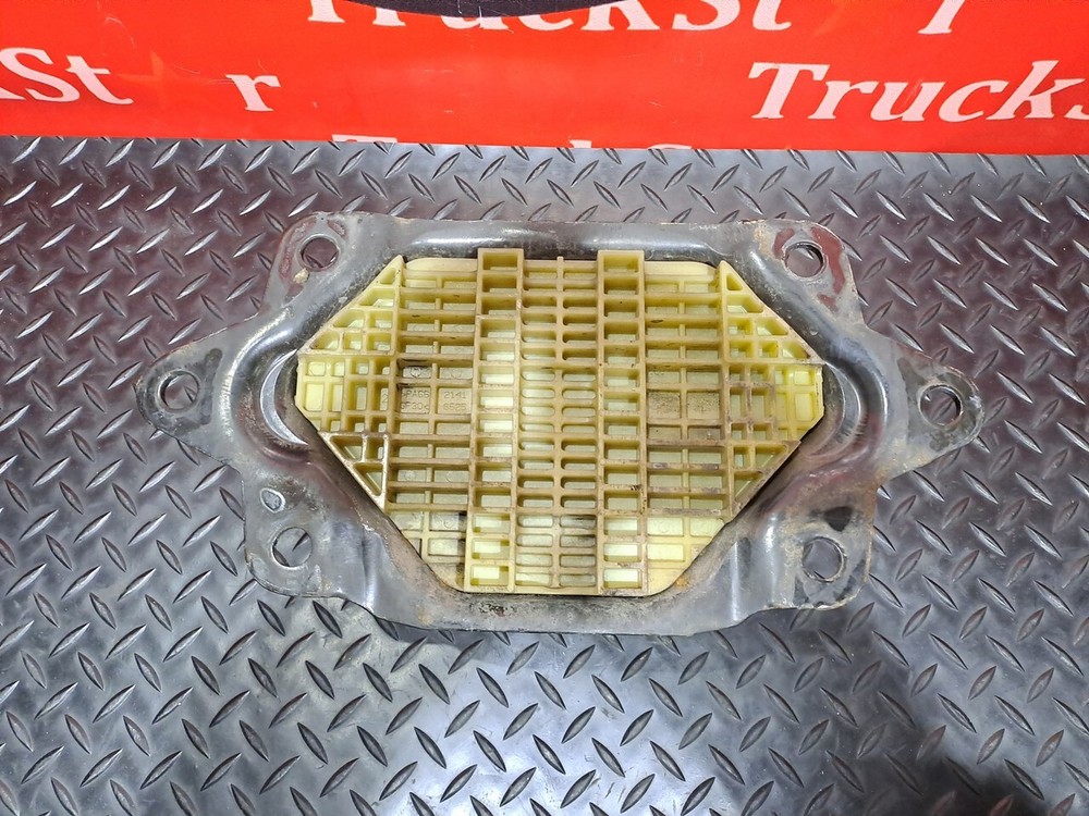 Подушка двигателя задняя