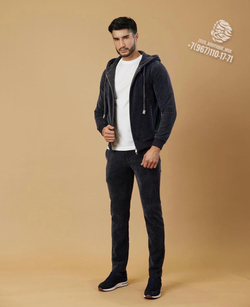 Велюровый спортивный костюм