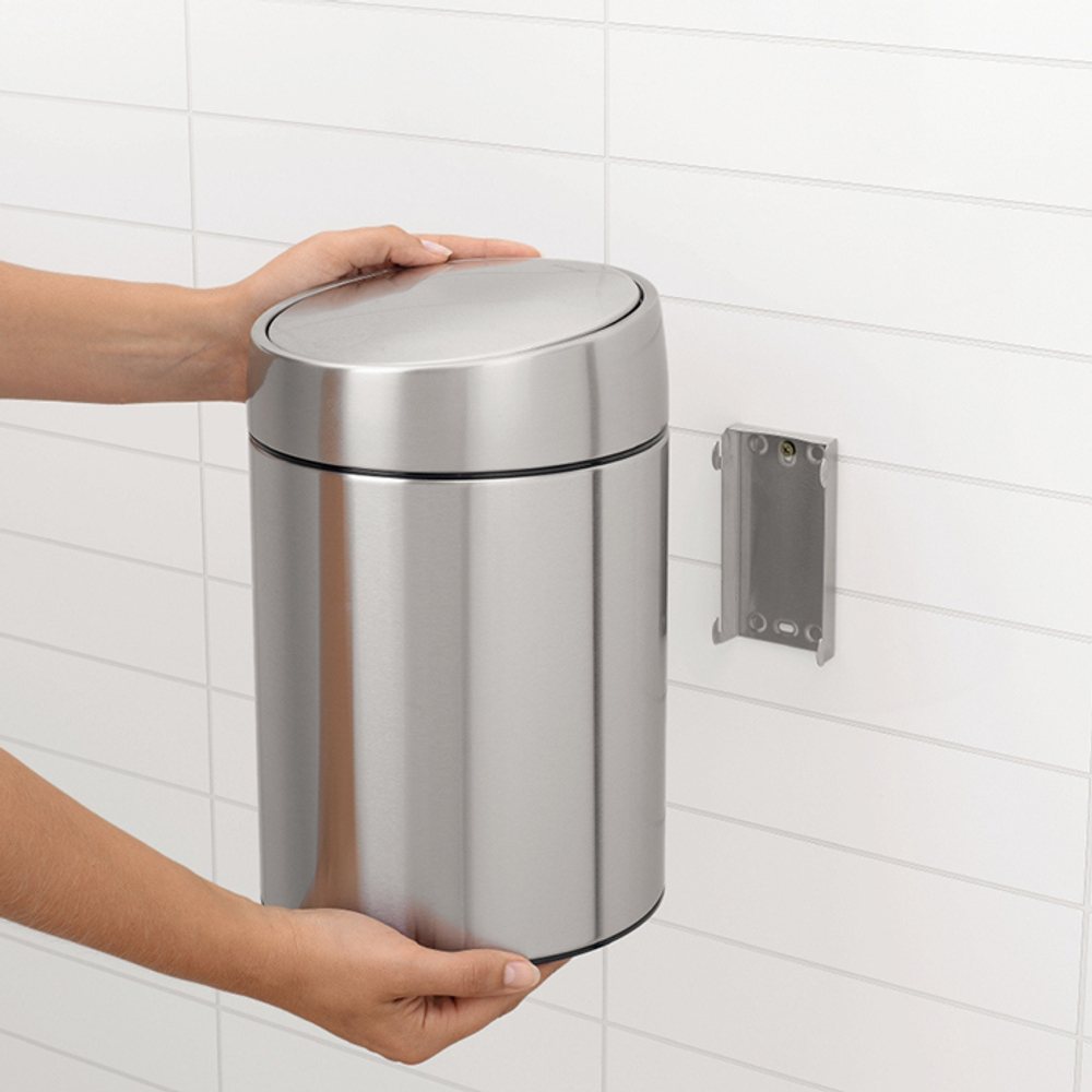 Ведро Brabantia Slide Bin 5л матовое стальное крепление к стене
