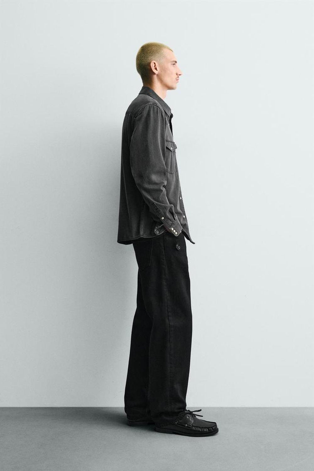 ZARA ДЖИНСОВАЯ РУБАШКА В КОВБОЙСКОМ СТИЛЕ, УГОЛЬНЫЙ