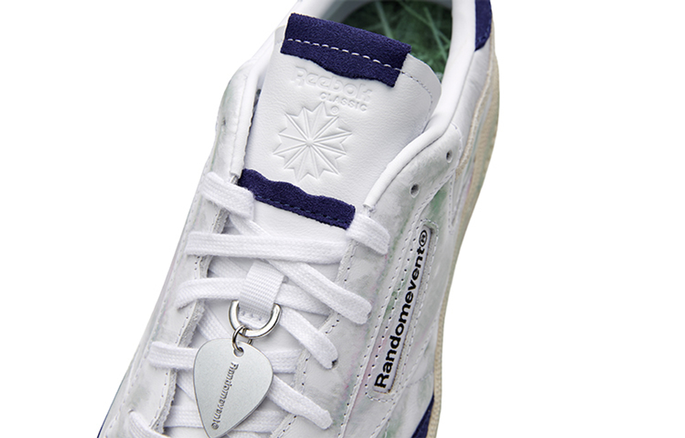 Кроссовки Randomevent X Reebok Club C 85