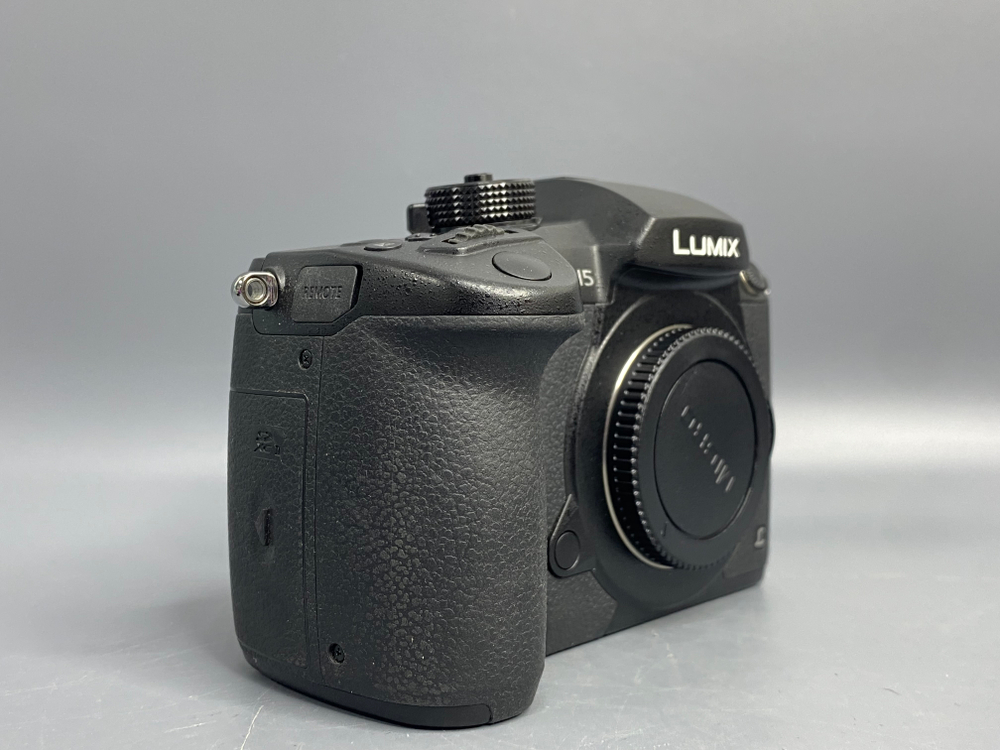 Panasonic Lumix GH5