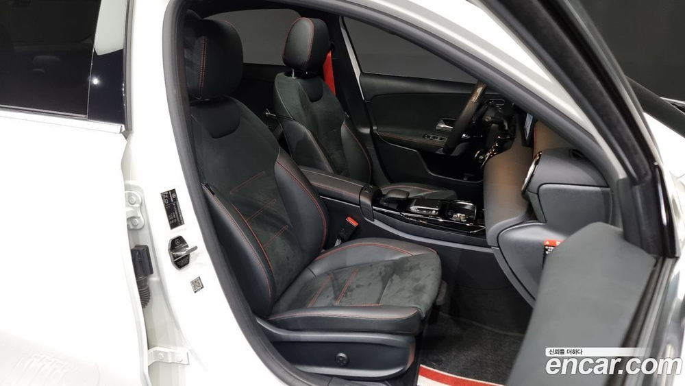 Mercedes-Benz A-Class W177 AMG A35 4MATIC Sedan (09.2021)