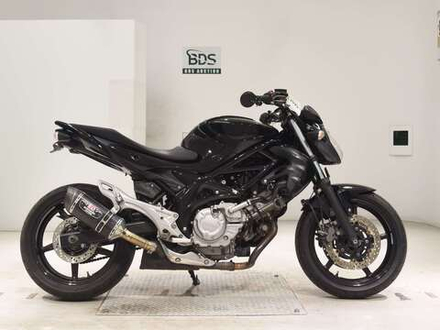 Suzuki Gladius SFV400 , 2014