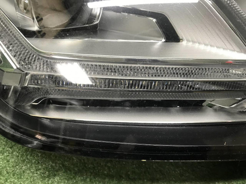Фара правая Audi Q7 2 (2015-2019) LED