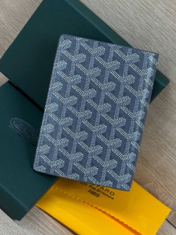 Обложка для паспорта Goyard
