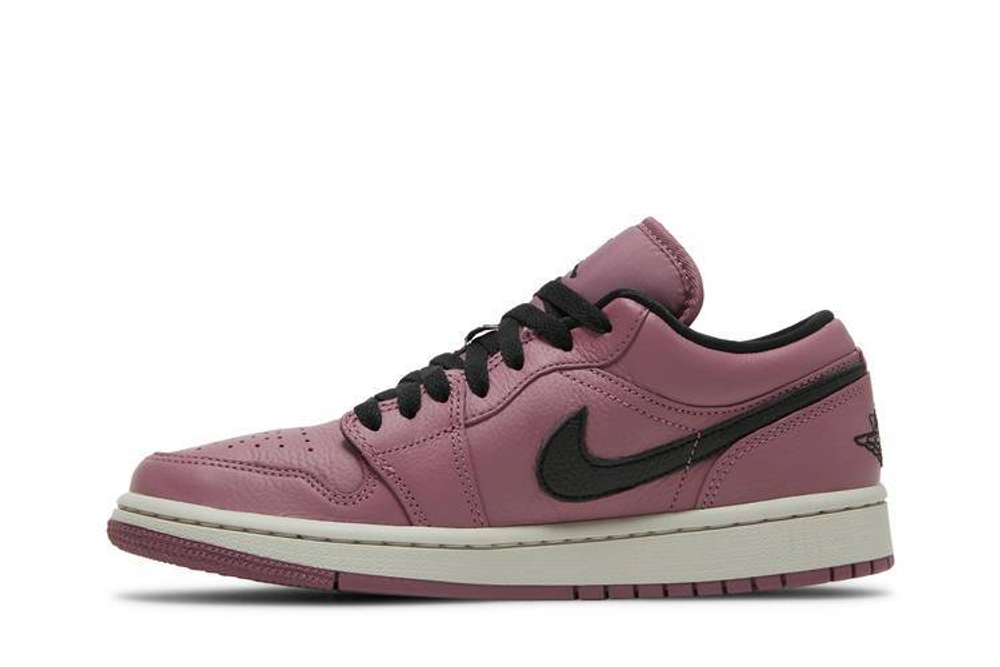 Кроссовки Jordan Air Jordan 1 Low "Magenta" (Женская размерная сетка)