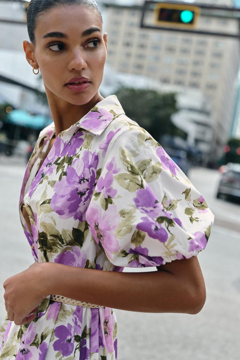 ZARA ПЛАТЬЕ МИДИ С ЦВЕТОЧНЫМ ПРИНТОМ И РЕМНЕМ, РАЗНОЦВЕТНЫЙ