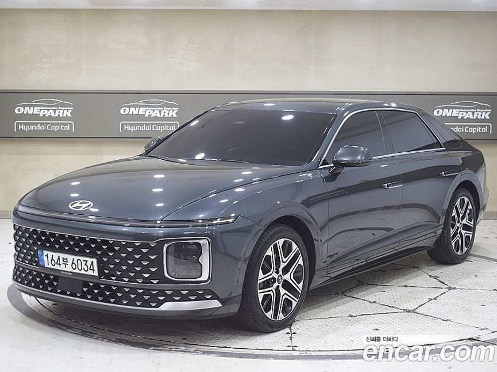 Hyundai Grandeur (Azera) (GN7) 2.5 Бензин 2WD (01.2023)