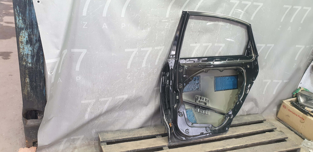 Дверь задняя правая Hyundai Genesis 2 (DH) 13-16 Б/У Оригинал 77004B1500