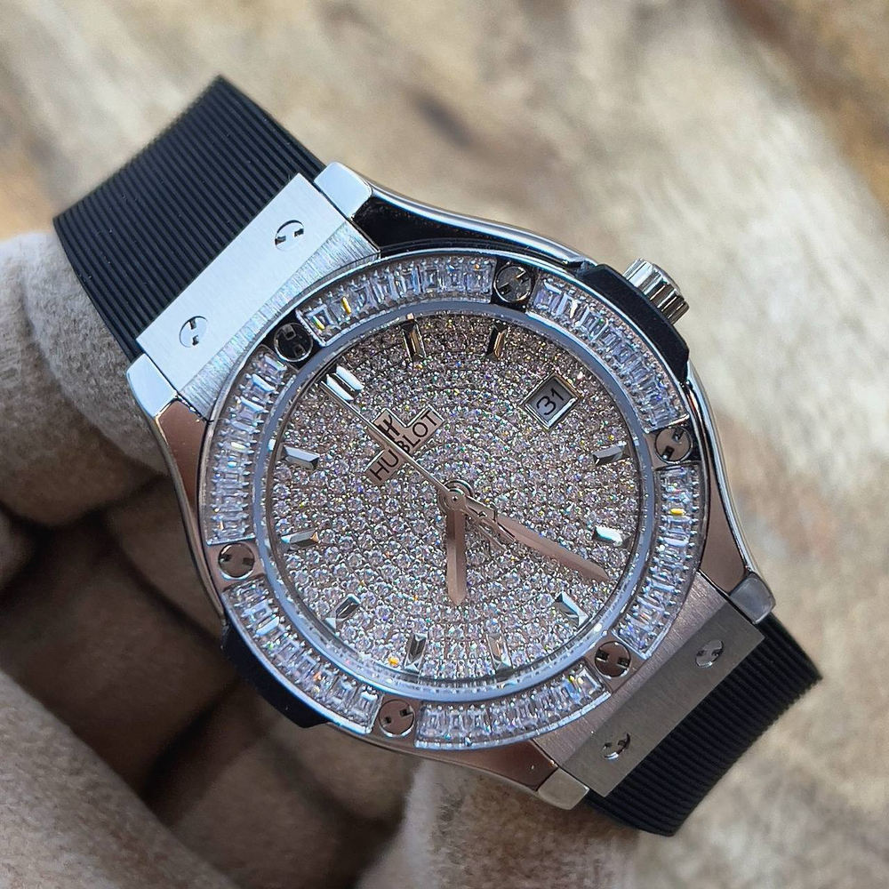 Часы Hublot