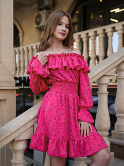 Платье для девочки нарядное с цветочками розовое