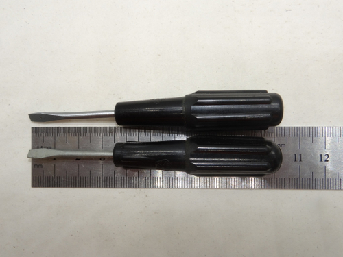 Отвертка шлицевая плоская (минусовая) 100х3.6х0.5мм (Карболитовая ручка) СССР