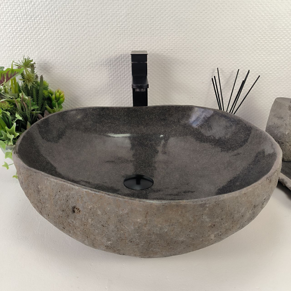 Раковина из речного камня RS-64860 52*46*15 0862