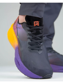 Беговые кроссовки тканевые с двойной амортизацией