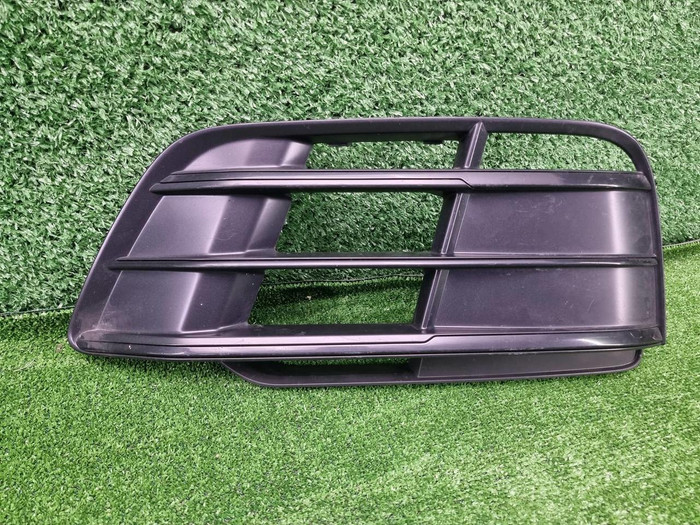 Решетка бампера левая Audi Q5 2 80A (17-20) S-line