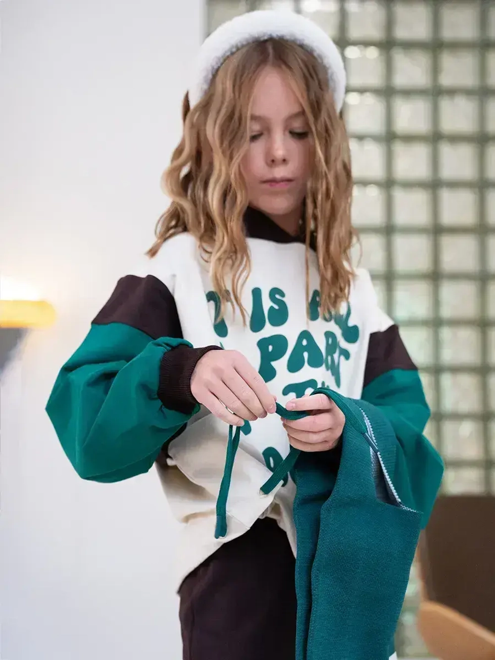 Костюм для девочки в садик спортивный