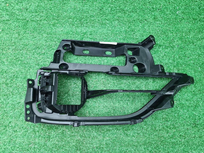 Накладка перед. бампера Porsche Panamera 971 16-20