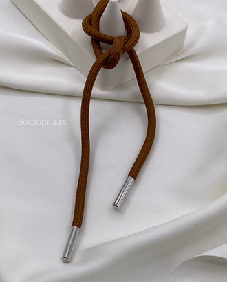 Шнур коричневый 1,40 м