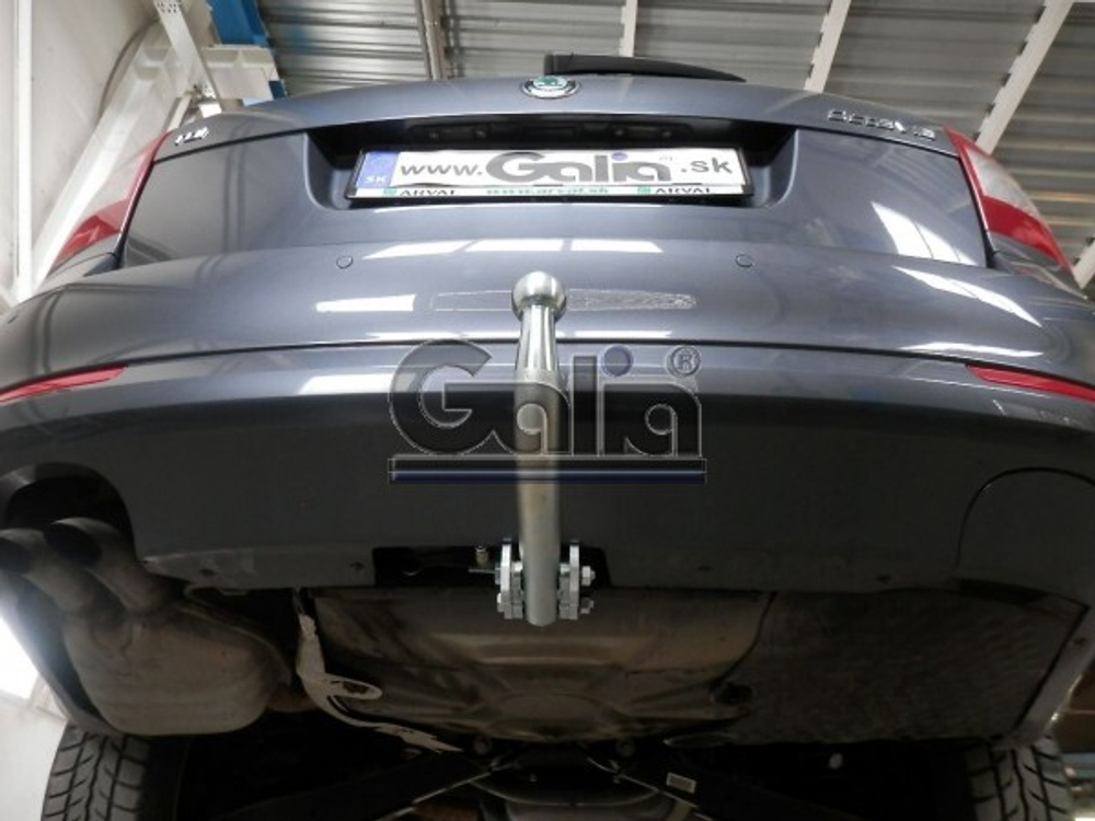 Фаркоп оцинкованный Galia S086A для Skoda Octavia II седан/универсал 2005-2013, Skoda Octavia Scout 2008-2013(паспорт и сертификат в комплекте)(без электрики)