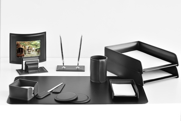 Настольный набор 12 предметов из кожи цвет черный