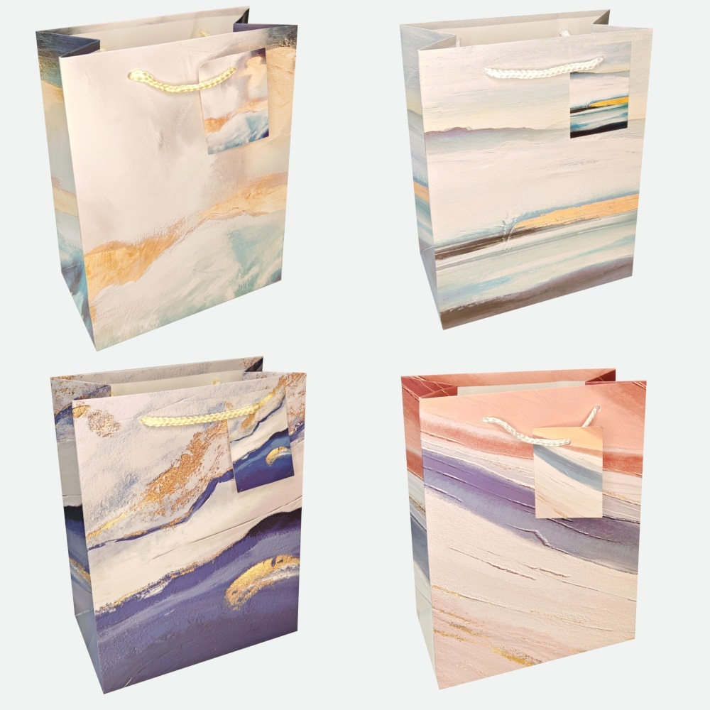 Пакет подар. бумажн. 18*23*10 см 210 гр/м2 Абстракция, 4 дизайна