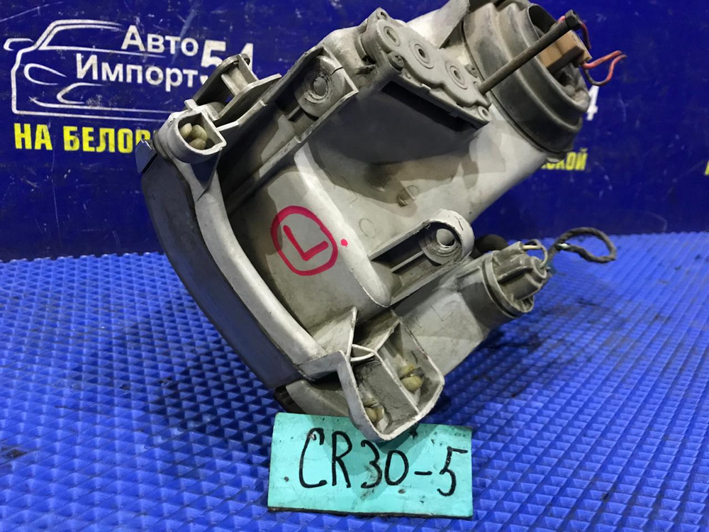 Фара передняя левая TOYOTA TOWNACE 1990