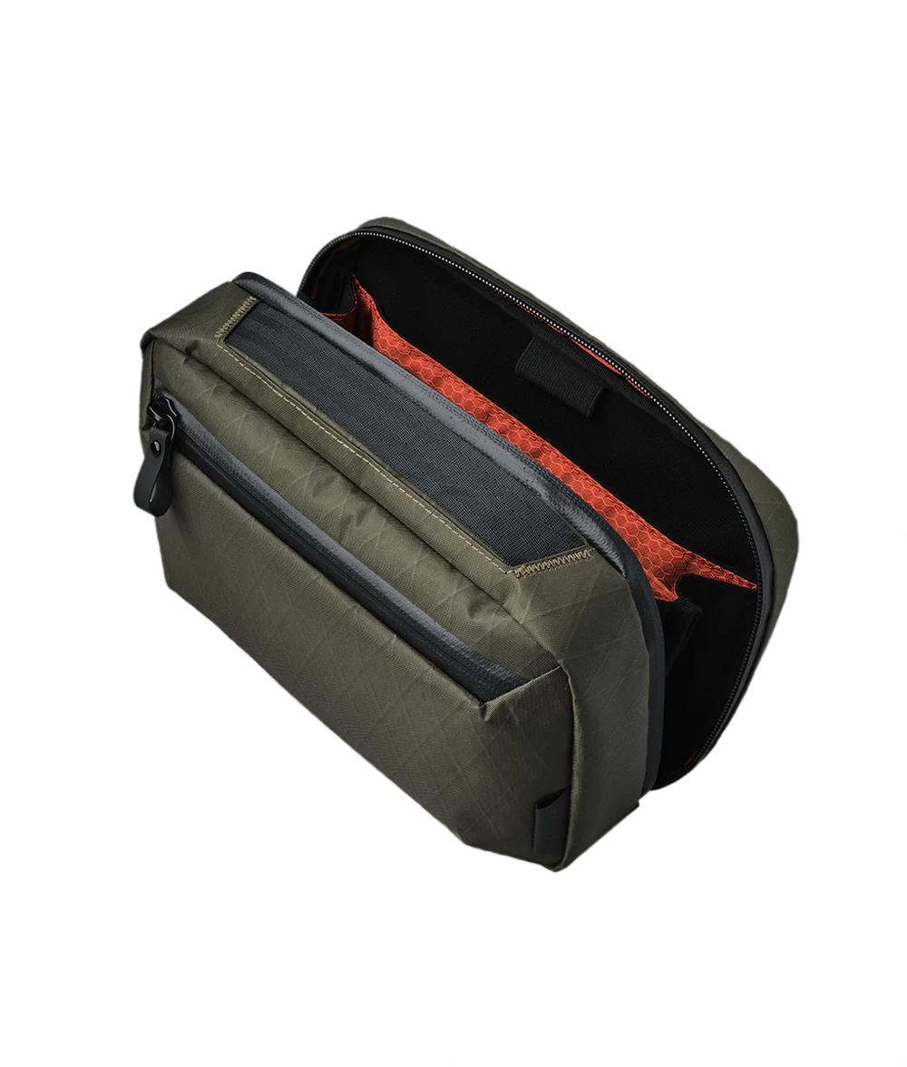 Сумка-несессер Alpaka Elements Tech Case Max